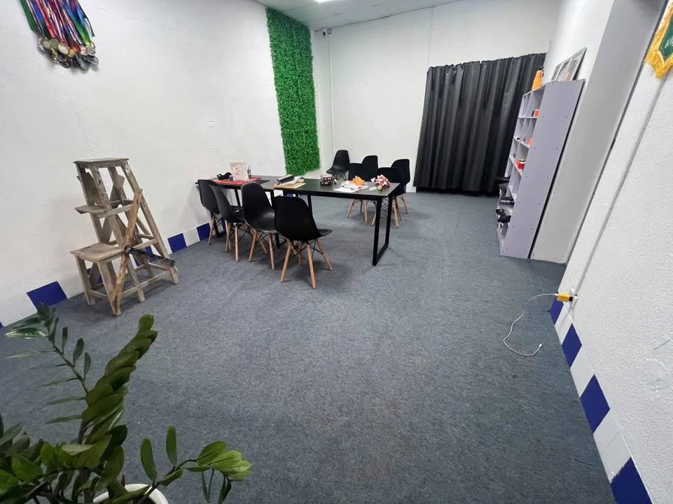 Văn phòng cho thuê tại 133 Nguyễn Trãi, Thanh Xuân, 80m² - Giá chỉ 12 triệu/tháng!