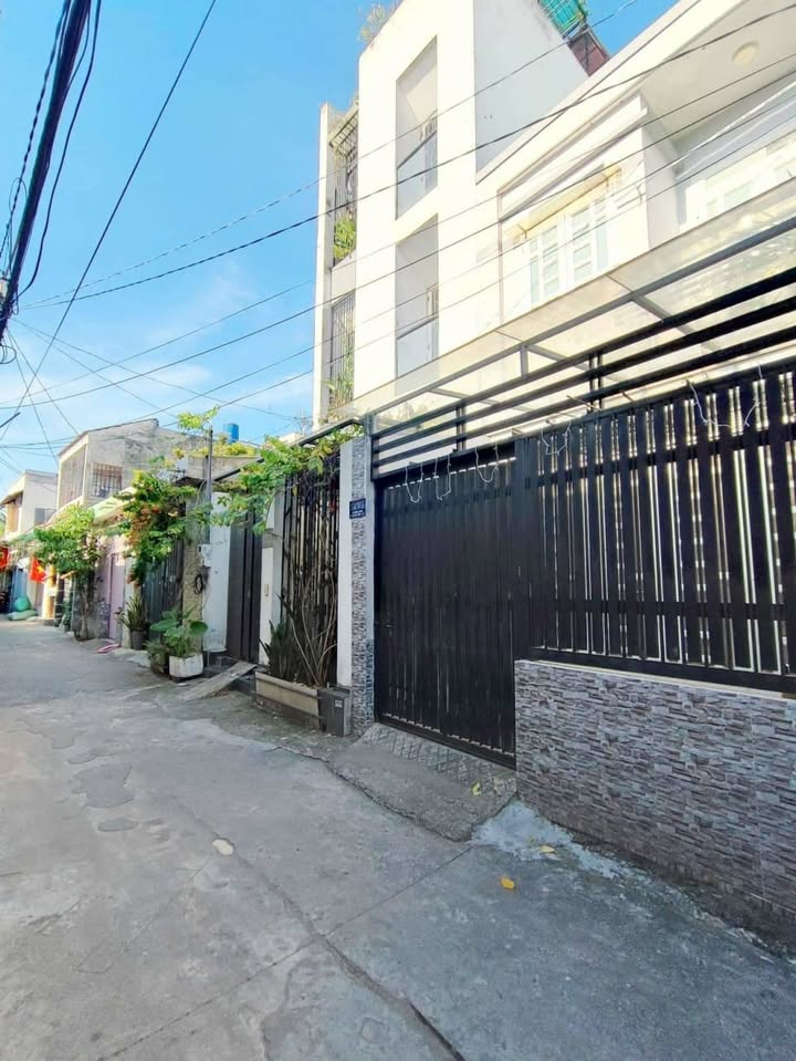 Nhà 2 Tầng Đúc Trường Chinh Tân Hưng Thuận 86m² giá 4.8 tỷ - Ô tô ngủ trong nhà!