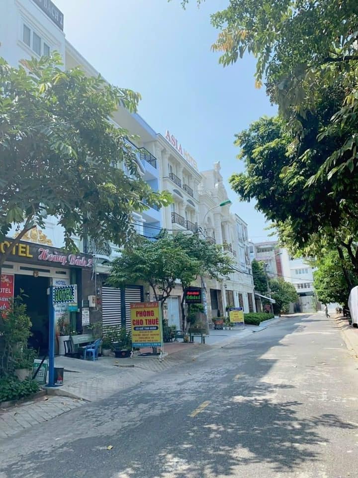 Khách sạn Hoàng Bách 2, Bình Trị Đông B, 100m² giá 13.5 tỷ - Doanh thu ổn định hàng tháng