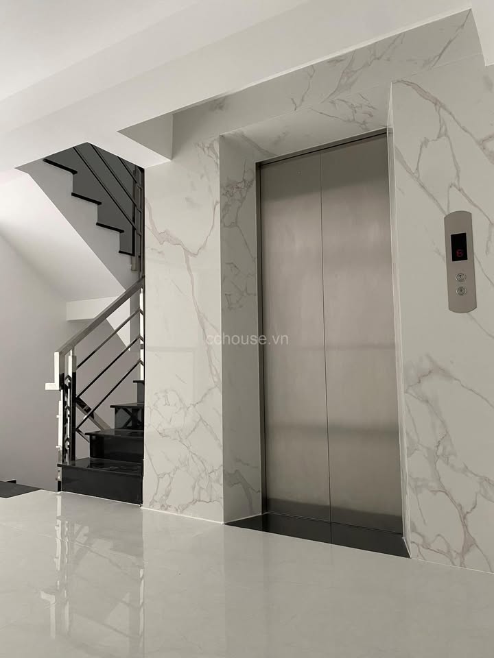 Tòa Nhà Cao Thắng, Quận 10 - 99.2m² giá chỉ 27 tỷ - Đầu tư sinh lời ngay!