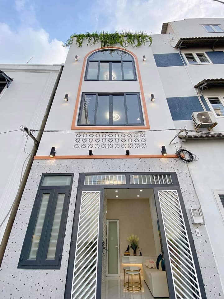 Nhà mới xây 4 tầng đường Lê Đức Thọ, quận Gò Vấp 20m² giá 3.95 tỷ - Nội thất đầy đủ!