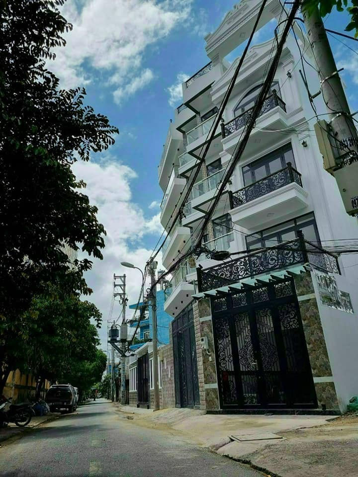 Nhà phố mặt tiền đường Trung Mỹ Tây 16, quận 12, 64m² giá 6.5 tỷ - Giảm giá sâu, nội thất cao cấp!