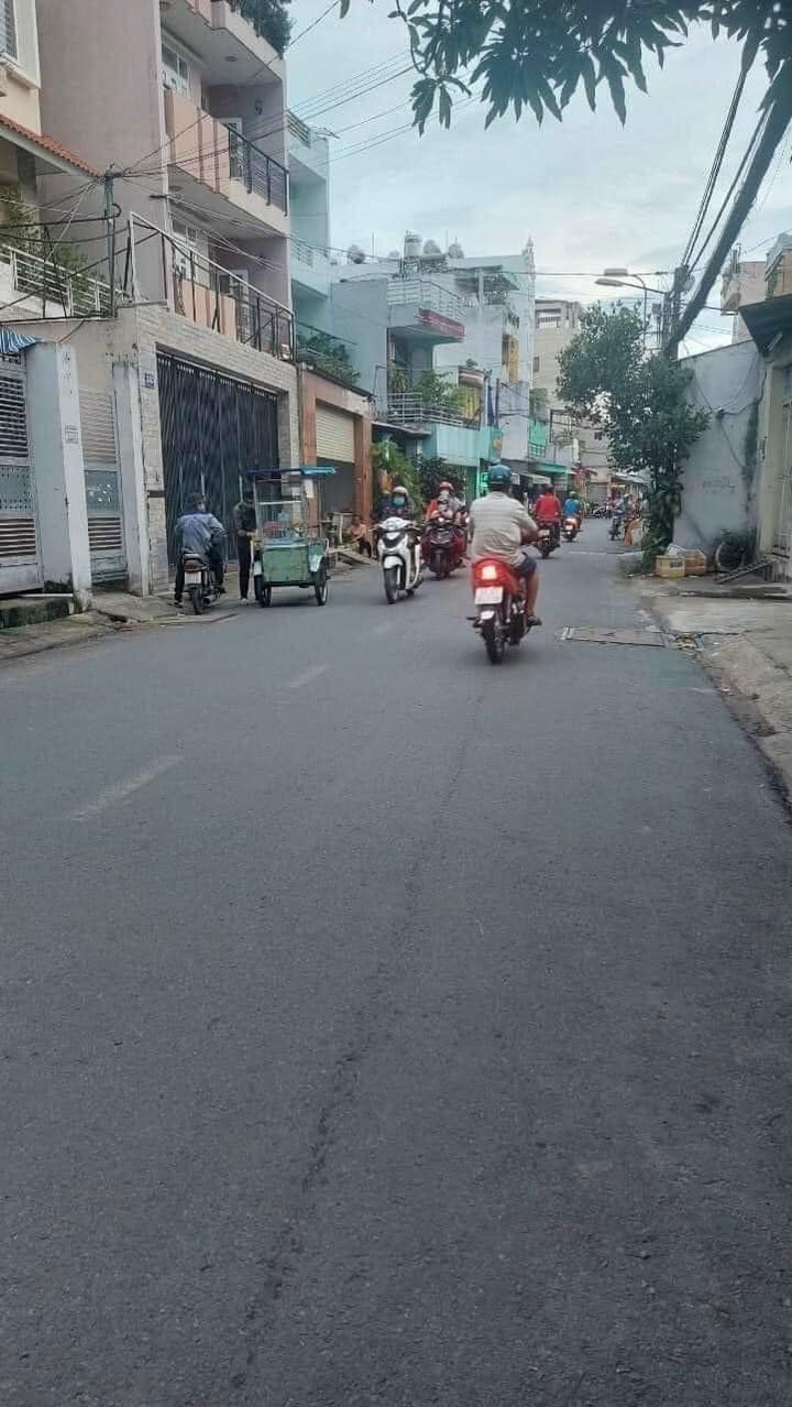 Đất nền mặt tiền số 40C, Bình Trị Đông 73m² giá 6.4 tỷ - Tiềm năng kinh doanh lớn!