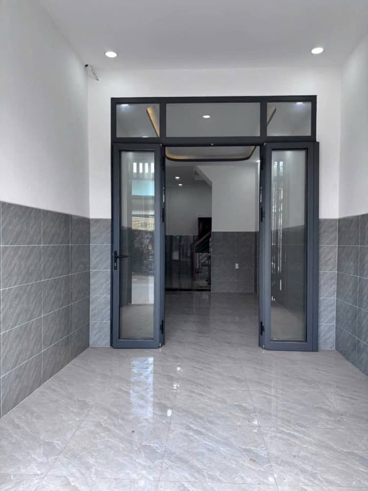 Nhà mặt tiền kinh doanh đường Nguyễn Cửu Phú 46.5m² giá 3.85 tỷ - Full nội thất cao cấp!