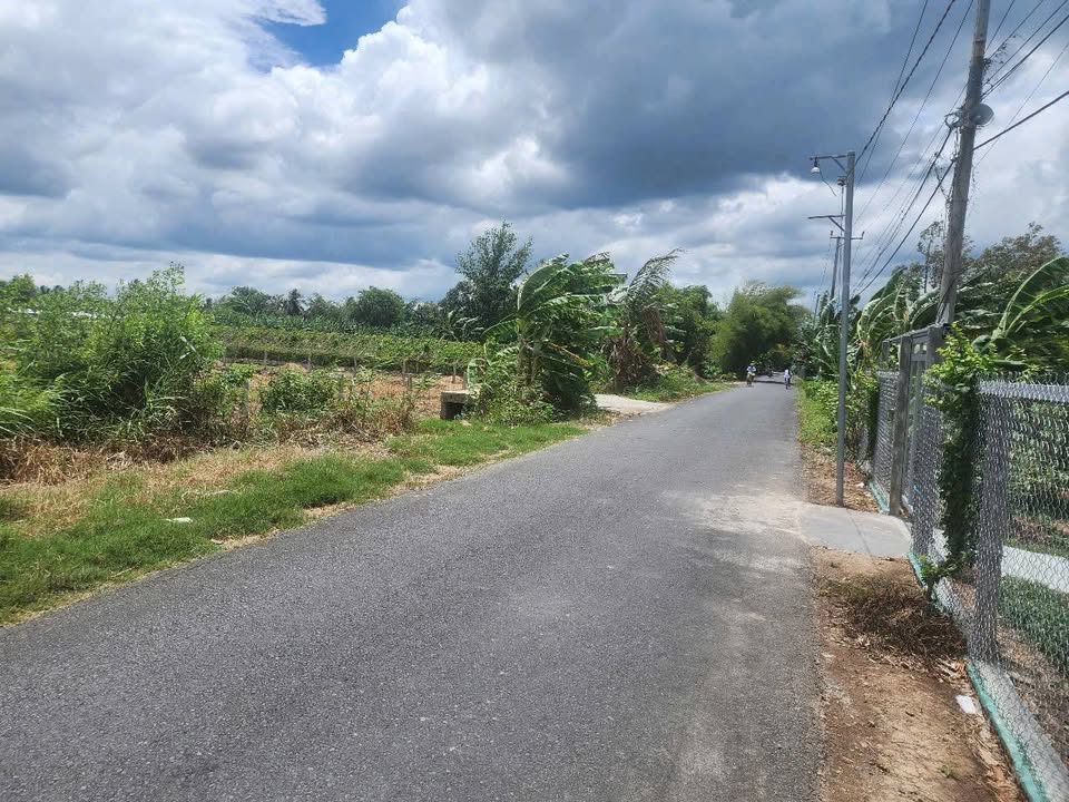 Đất nền mặt tiền đường Nguyễn Viết Xuân, Cần Thơ 76m² giá chỉ 1 tỷ - Cơ hội đầu tư tuyệt vời!