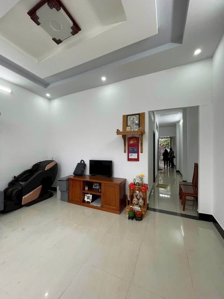 Nhà mới bán tại Hẻm 876 Trần Nam Phú, Tân An, 77m² - Giá 2.69 tỷ, Thương lượng nhẹ!