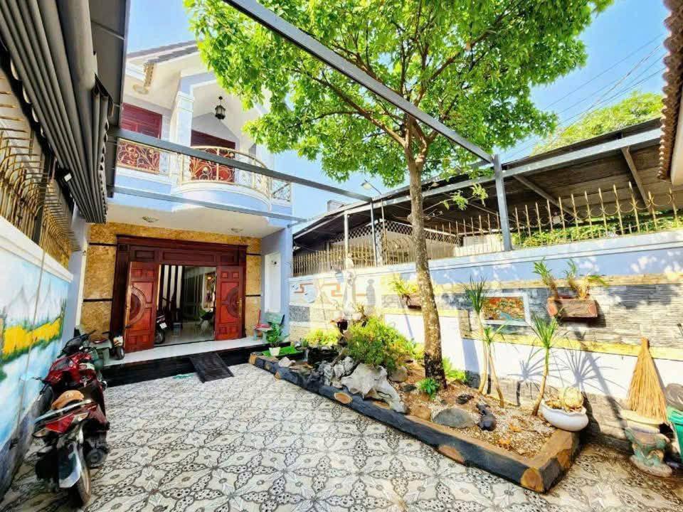 Nhà Mái Thái sang trọng tại Tân Hòa, Biên Hòa 235m² giá chỉ 5.3 tỷ - Sẵn sàng ở ngay!