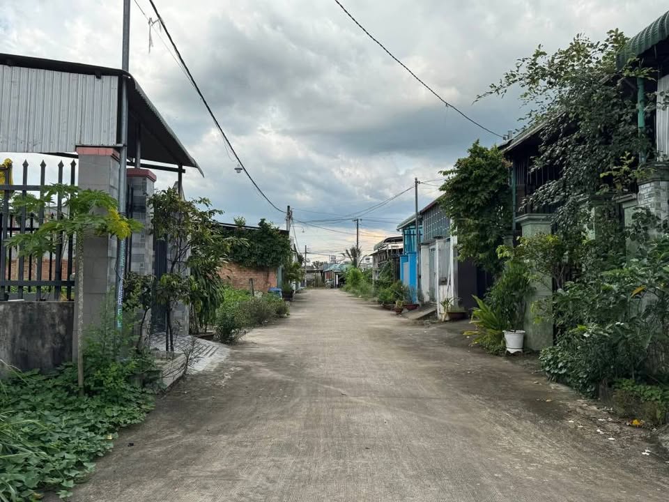 Nhà mới bán Ấp 1, Sông Trầu 130m² chỉ 1.15 tỷ - Sổ hồng riêng, thương lượng