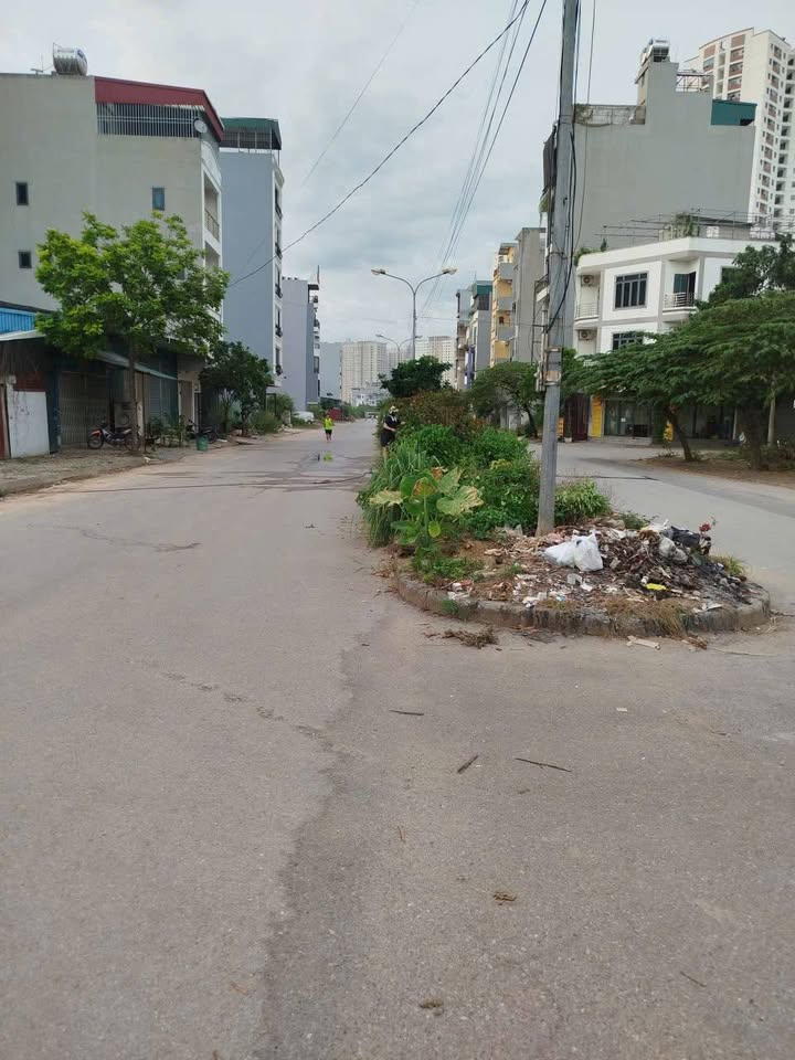 Đất dịch vụ khu B Yên Nghĩa 50m² giá 12 tỷ - Phân lô đẹp, vị trí đắc địa!