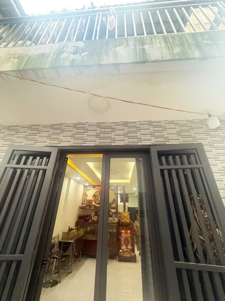 Nhà riêng Quận 5, 46m² giá 6 tỷ - Nhà mới đẹp, chỉ cần xách vali vào ở!