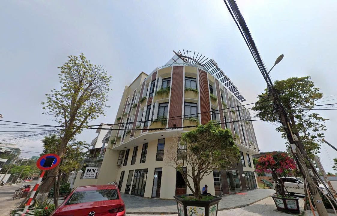 Khách sạn lô góc 2 mặt tiền Đà Nẵng 292m² giá 75 tỷ - Đầu tư sinh lời ngay!
