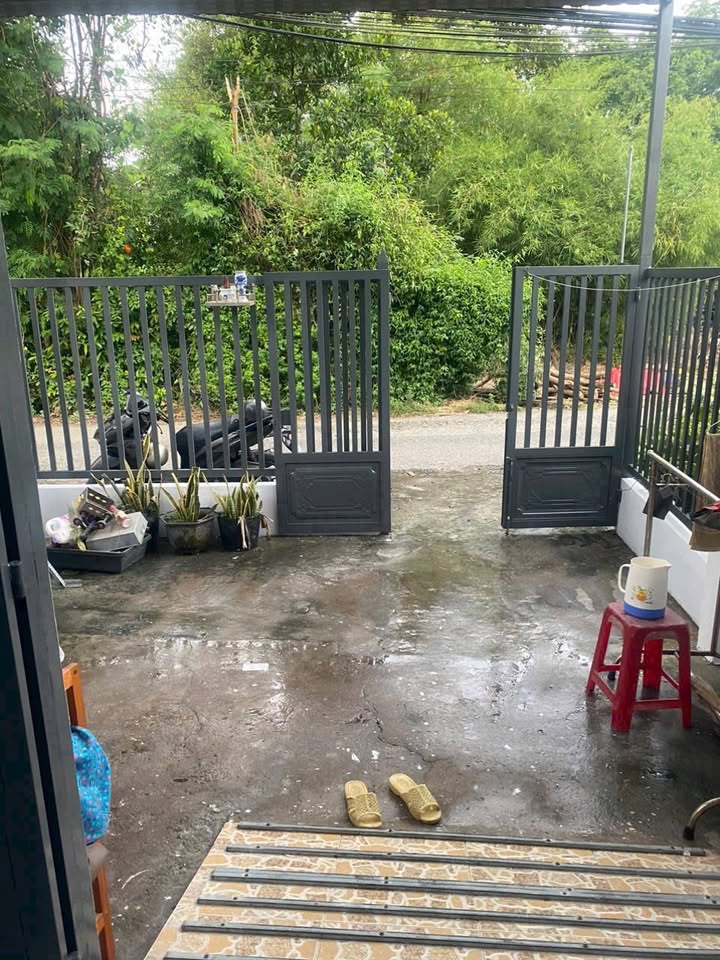 Nhà riêng Bình Khánh Long Xuyên 87m² giá 1 tỷ - Bán gấp, ô tô vào tận nơi!