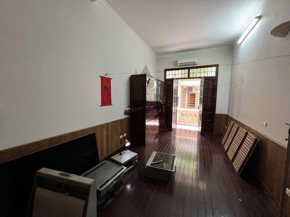 Nhà nguyên căn cho thuê tại ngõ 51 Cảm Hội, 80m² - Phù hợp cho gia đình!