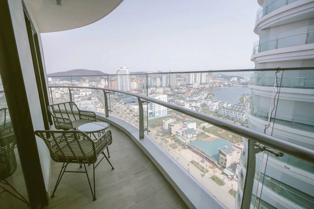 Căn hộ studio Citadines Marina Hạ Long 39m² giá 1.9 tỷ - Full nội thất cao cấp!