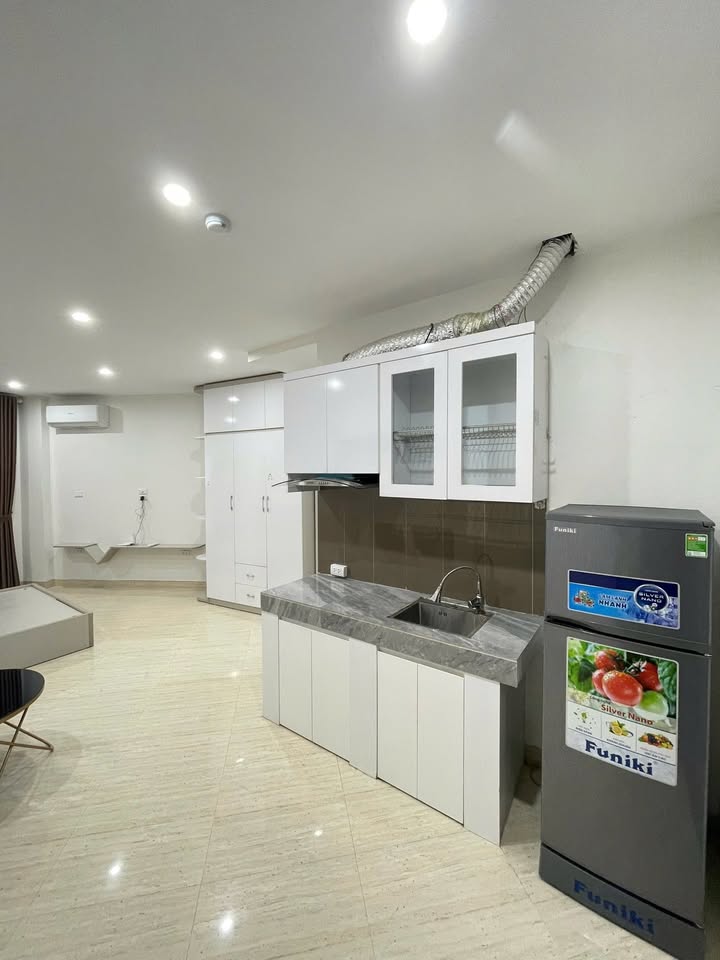 Căn hộ cho thuê tại Ngõ 86 Hào Nam, Đống Đa - Full nội thất, sẵn sàng vào ở!