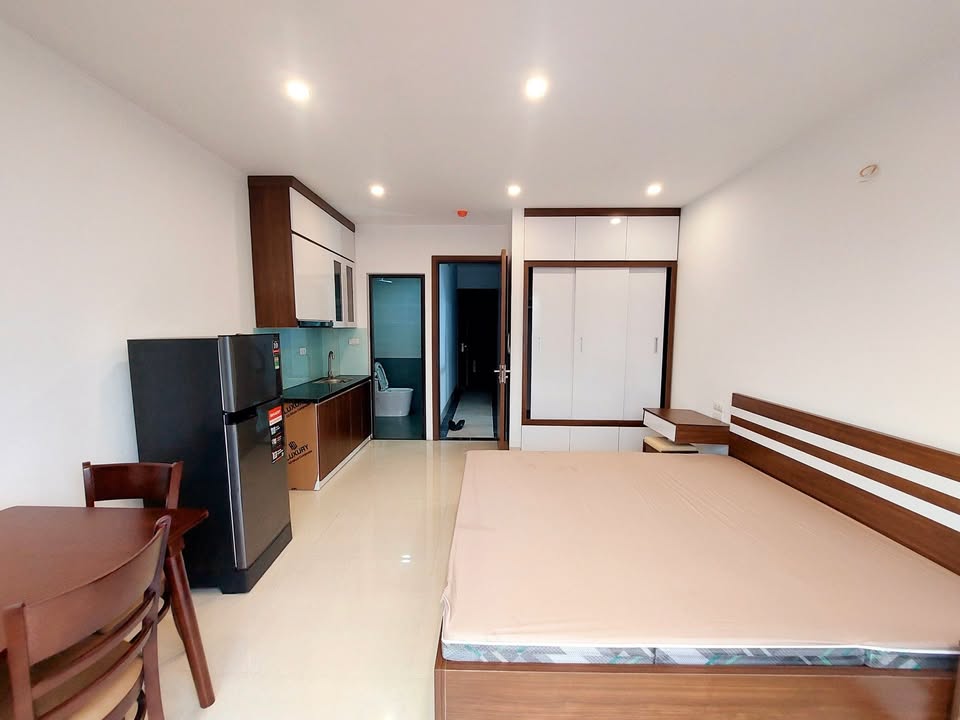 Phòng studio Kim Mã 30m² giá thỏa thuận - Full nội thất, sẵn sàng vào ở ngay!