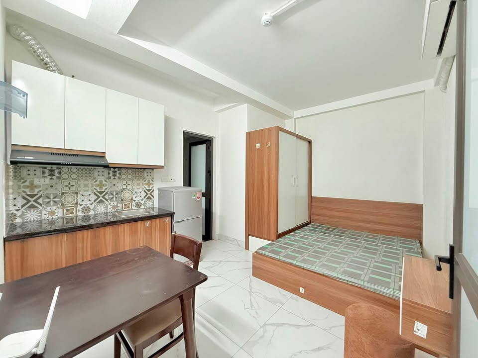 Căn hộ cho thuê Đội Nhân, Ba Đình 08m² giá 4.5 triệu - Full nội thất sang trọng!