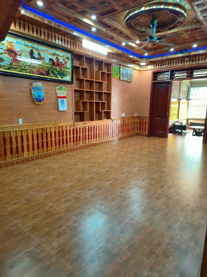 Bán biệt thự khu Tân Tiến, Tân Quang, Sông Công 300m² - An cư lý tưởng!