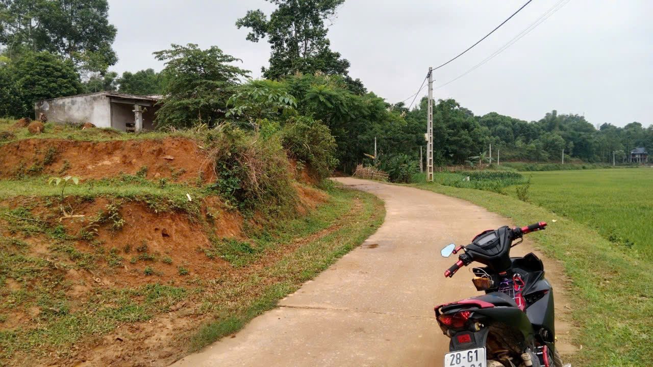 Đất nền 506m² tại Quyết Thắng, Lạc Sơn - Giá chỉ 400 triệu - Sổ hồng công chứng ngay!