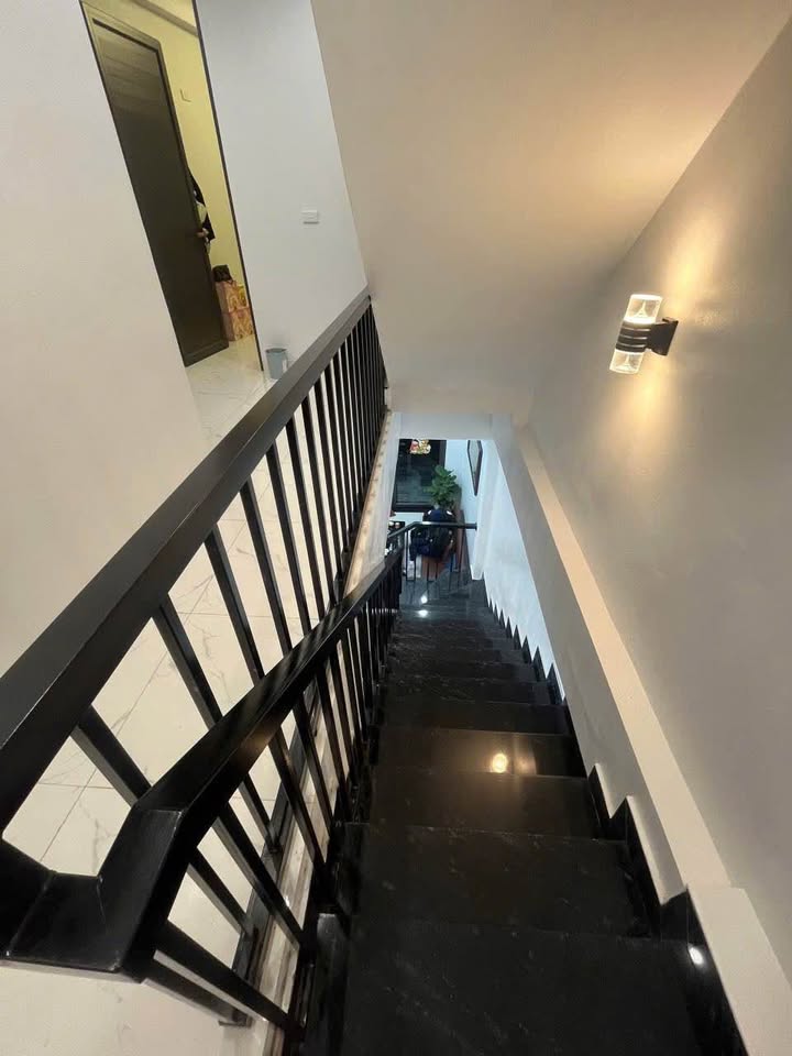 Nhà 3 tầng Đông Vệ 50m² giá 2.95 tỷ - Sẵn sàng vào ở ngay!