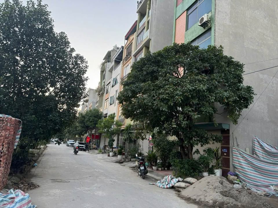 Bán đất dịch vụ phân lô Yên Nghĩa 50m² giá 12.5 tỷ - Vị trí đẹp, tiềm năng cao!