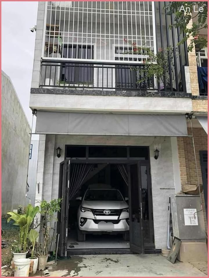 Nhà 2 tầng Hương Sơ Huế 4 triệu/tháng - Gần công viên, không gian sống thoáng đãng!