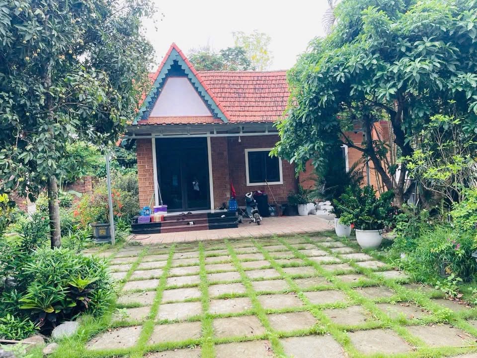 Villa nghỉ dưỡng Hòa Lạc 1200m² giá thỏa thuận - Sẵn sàng vào ở ngay!