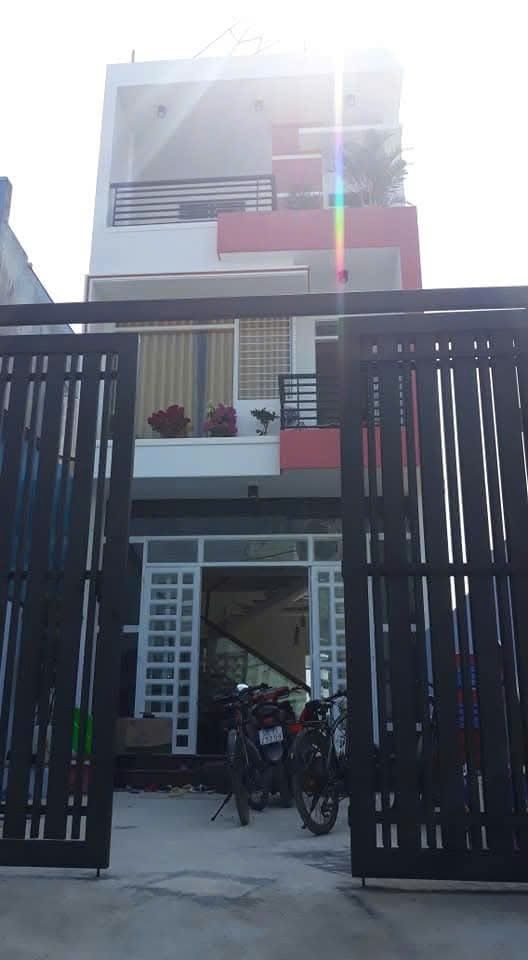 Nhà bán Tân Hiệp Hóc Môn 100m² giá 5.2 tỷ - Sẵn sàng vào ở ngay!