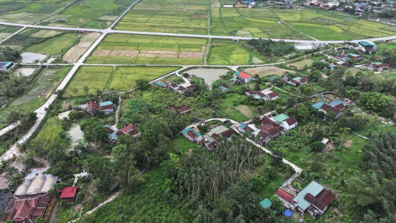 Đất vườn tại Xóm 6, Mỹ Sơn, Đô Lương 1770m² - Giá chỉ 1.9 tỷ!