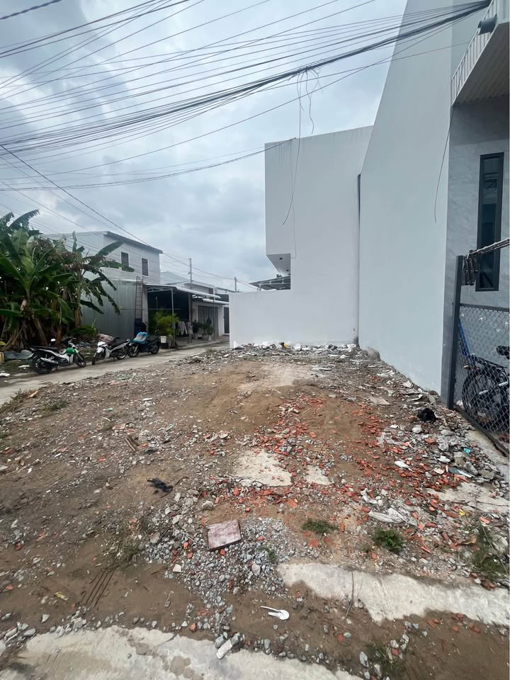 Đất lô gốc mặt tiền đường Hồ Văn Huê, Rạch Giá 39m² giá 700 triệu - Đầu tư lý tưởng!