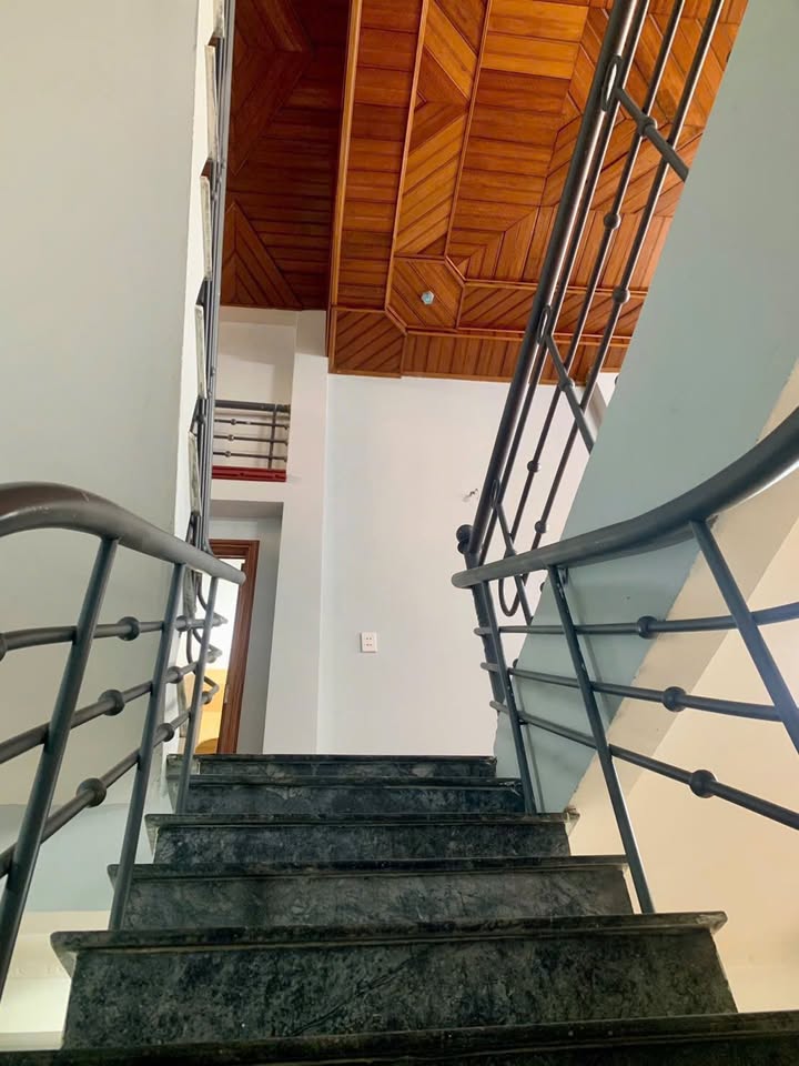 Nhà 3 tầng mặt kiệt Trần Cao Vân, 53m² giá 4.75 tỷ - Gần biển, đầu tư sinh lời!