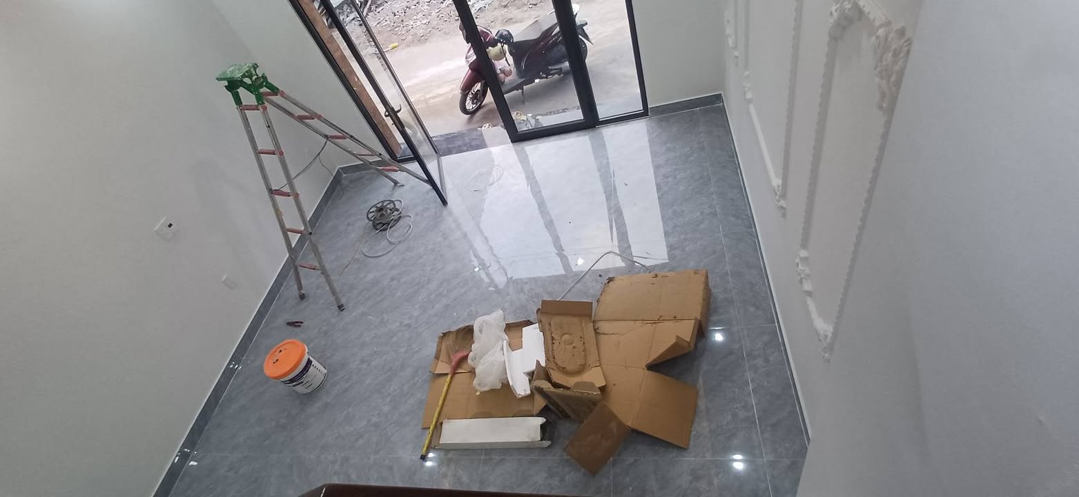 Nhà 3 tầng Cam Lộ, Hùng Vương, Hồng Bàng 43.6m² giá 2.83 tỷ - Thiết kế hiện đại, sẵn sàng vào ở!