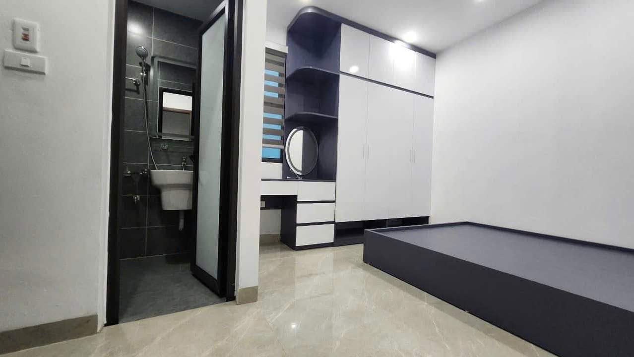 Phòng cho thuê tại 29 Dịch Vọng, Cầu Giấy - Rộng rãi, thoáng mát, giá thỏa thuận!