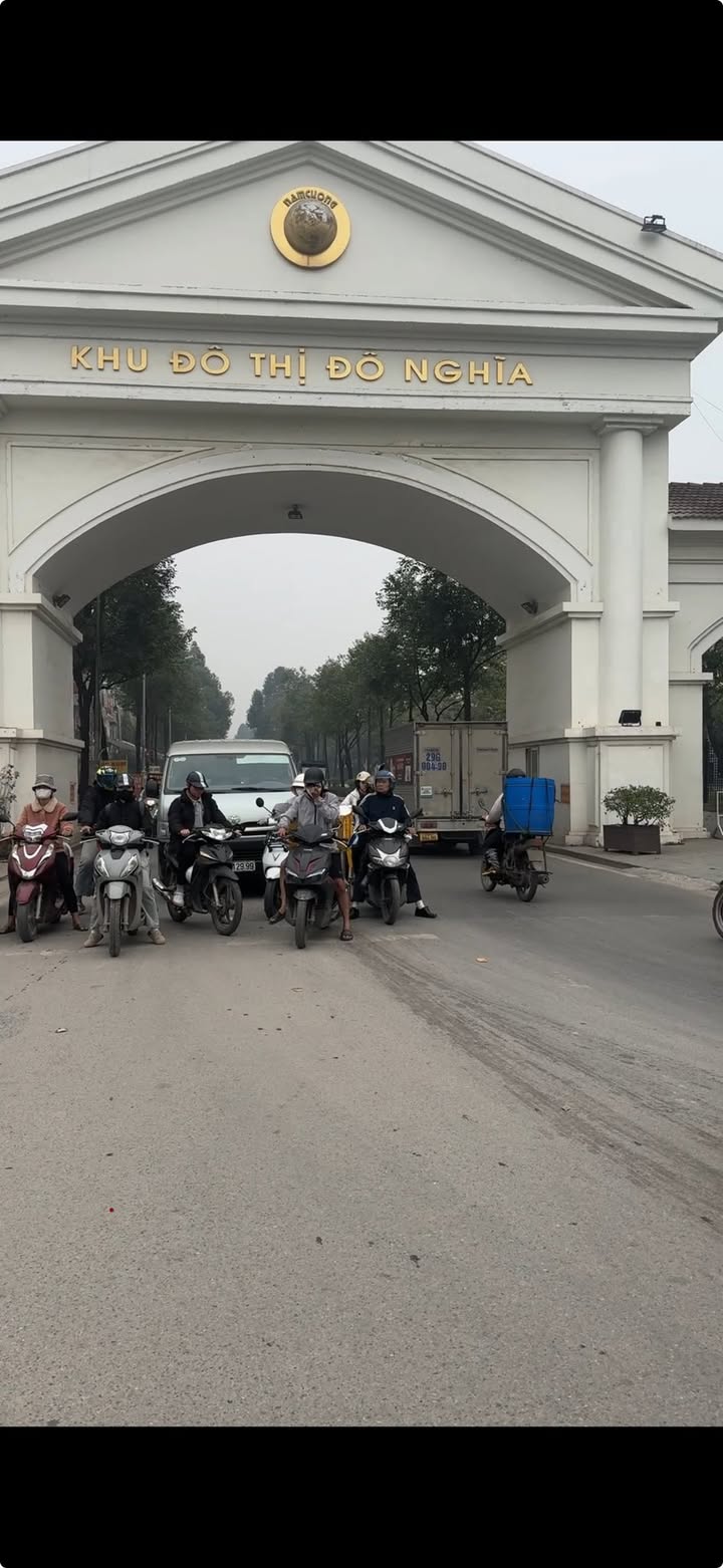 Nhà phố KĐT Đô Nghĩa 100m² giá 20 tỷ - Mặt tiền 12m, vị trí kinh doanh lý tưởng!