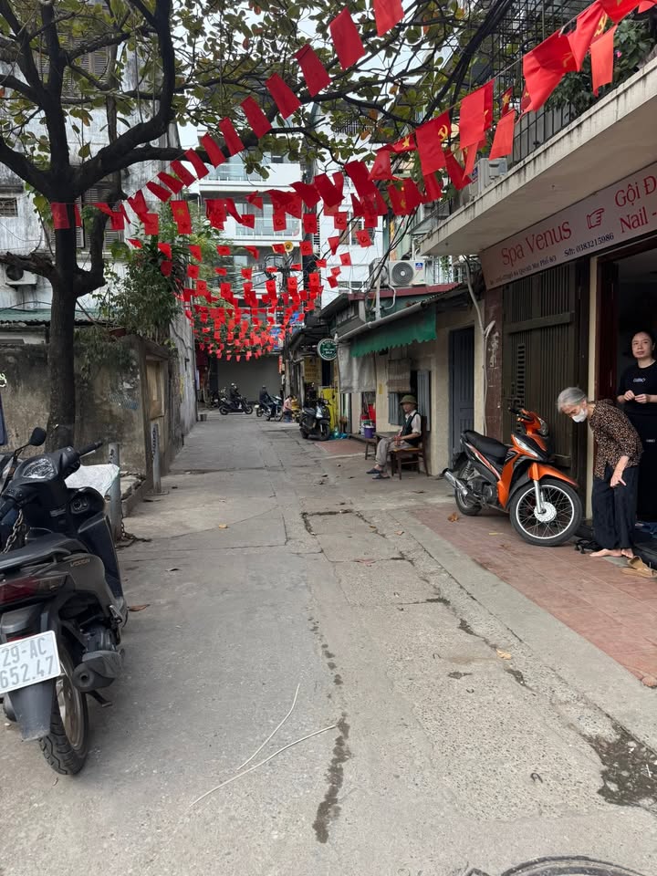 Căn hộ Tập thể Quỳnh Mai 65m² giá 4.15 tỷ - Thiết kế hiện đại, thoáng sáng