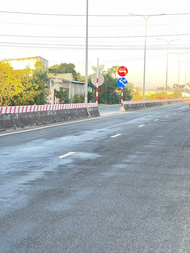 Lô đất thổ cư mặt tiền đường Cầu Tam Bình, xã Mỹ Lệ, 1750m² chỉ 7 tỷ - Cơ hội đầu tư hấp dẫn!