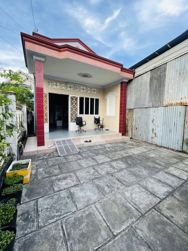 Nhà bán hẻm ô tô Bình Trưng Quận 2 200m² giá 11.39 tỷ - Tiềm năng tăng giá mạnh!