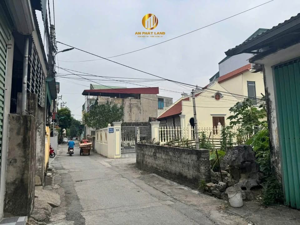 Nhà cấp 4 Ngõ 48 Chiến Thắng, Đông Thành 69.9m² giá 1 tỷ - Vị trí đắc địa, an ninh tốt!