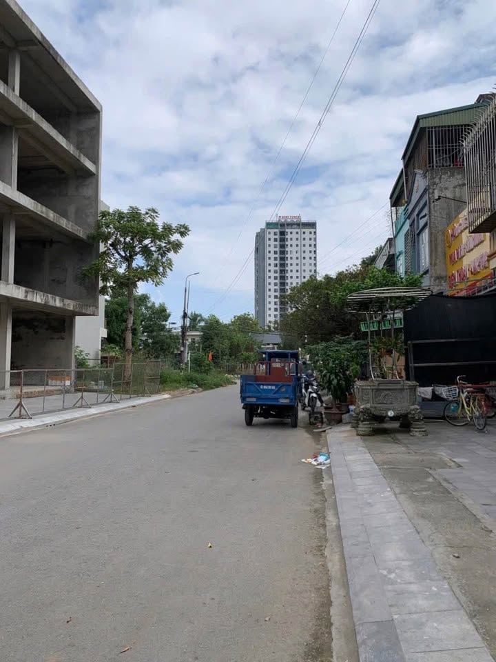 Bán gấp toà nhà 4 tầng 450m² tại CC Tecco Đông Vệ - Vị trí sầm uất, đầu tư sinh lời!