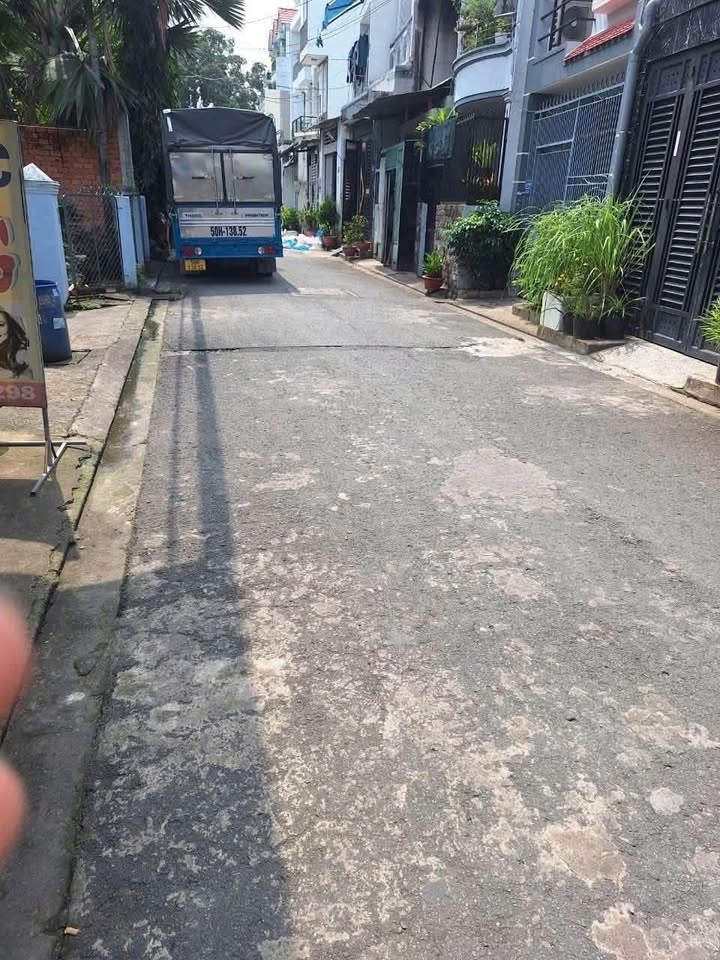 Đất nền Lê Văn Quới, Bình Tân 112m² giá 7 tỷ - Phù hợp xây dựng mới!