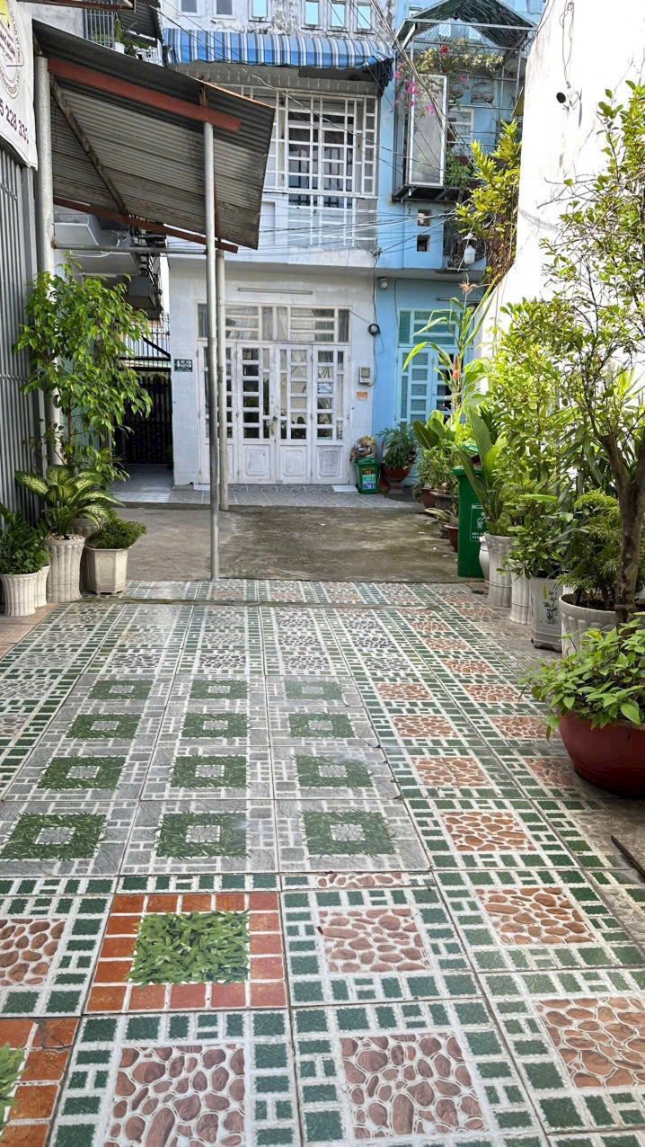 Nhà Bán Bà Điểm, Hóc Môn 130m² giá 4.2 tỷ - Gần Phan Văn Hớn, Sổ hồng riêng!