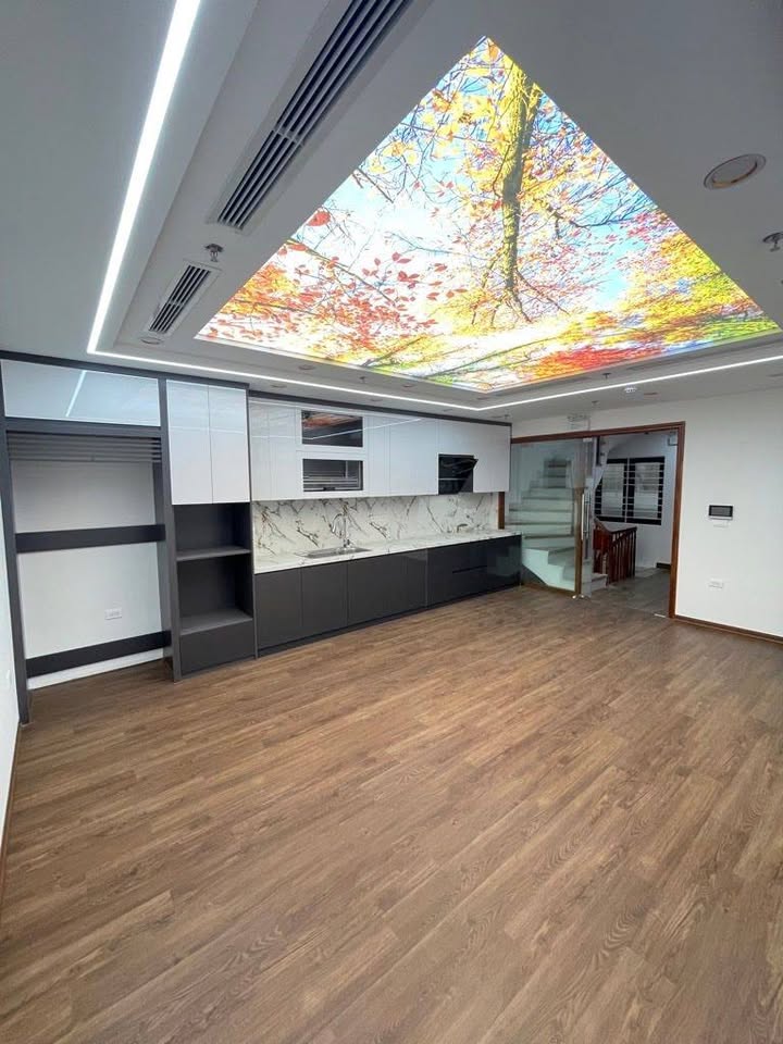 FrontHouse Nguyên Hồng 64m² giá 45 tỷ - Thiết kế lý tưởng cho văn phòng và kinh doanh