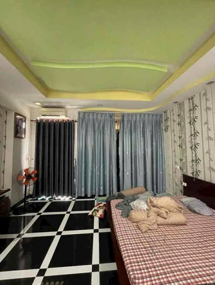 Nhà phố Bình Tân 70m² giá 5.9 tỷ - Khu dân cư an ninh cao!