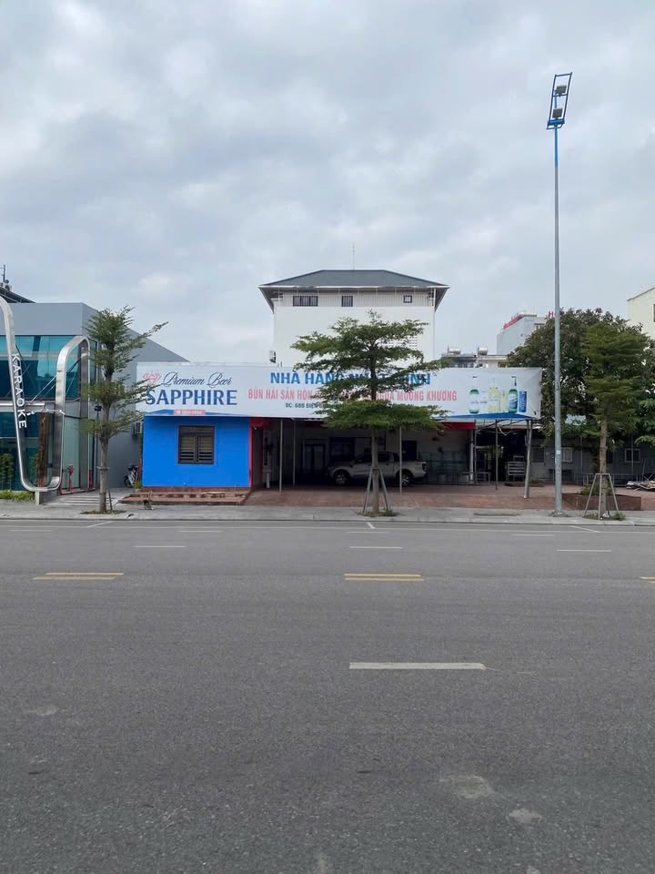 Biệt thự Cột 8 Hạ Long 355m² giá 11 tỷ - Pháp lý rõ ràng, đầu tư tuyệt vời!