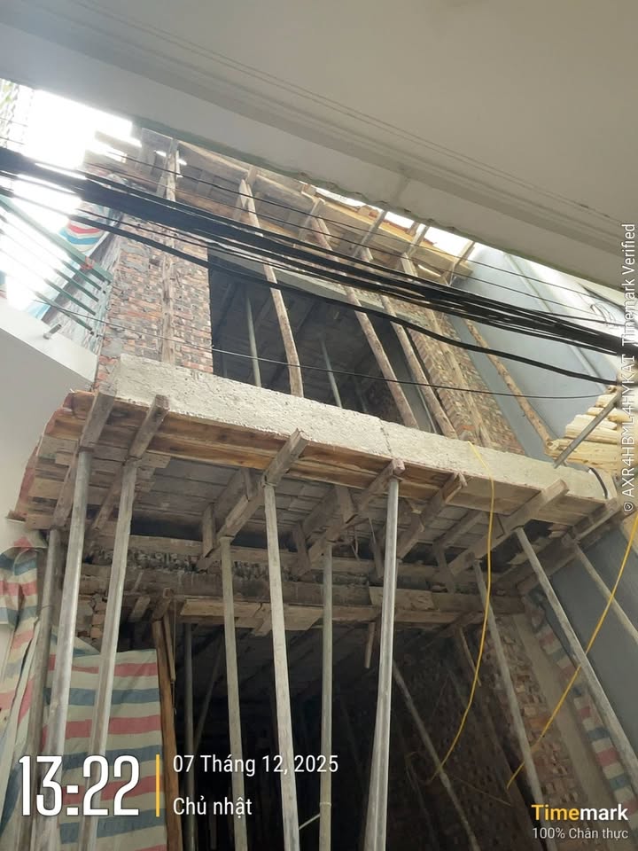 Nhà 5 tầng Tây Mỗ 45m² giá 7,5 tỷ - Thiết kế hiện đại, sẵn sàng ở ngay!