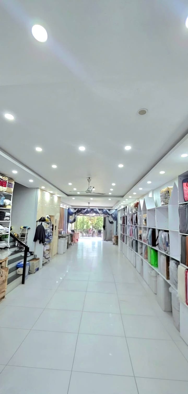 Nhà Phố Kinh Doanh Phú Sơn 148m² Giá 12 tỷ - Đầu Tư Sinh Lời Đỉnh Cao!