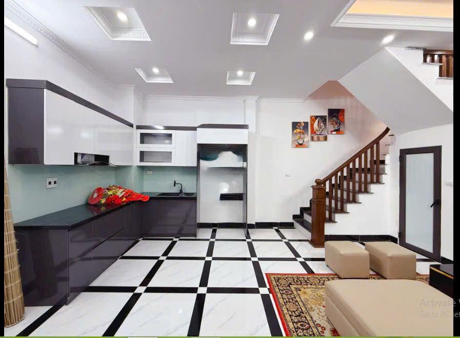 Nhà riêng Ngã Tư Sở 33m² giá thỏa thuận - Chính chủ, full nội thất!