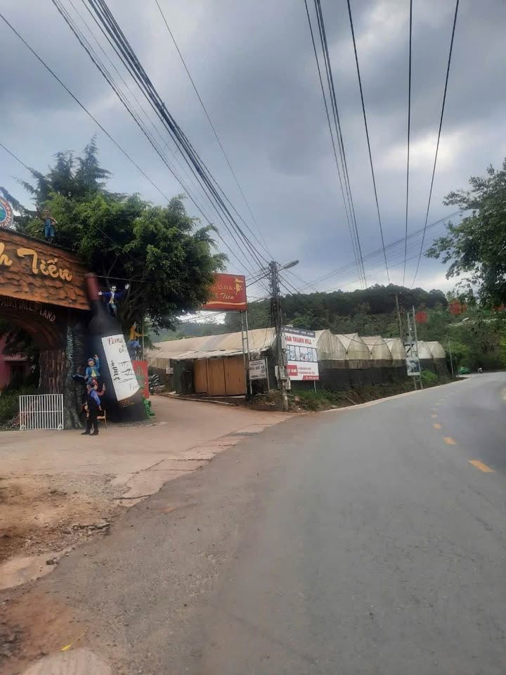 Đất Vạn Thành Đà Lạt 143m² giá 650 triệu - Đường ô tô vào tận nơi!