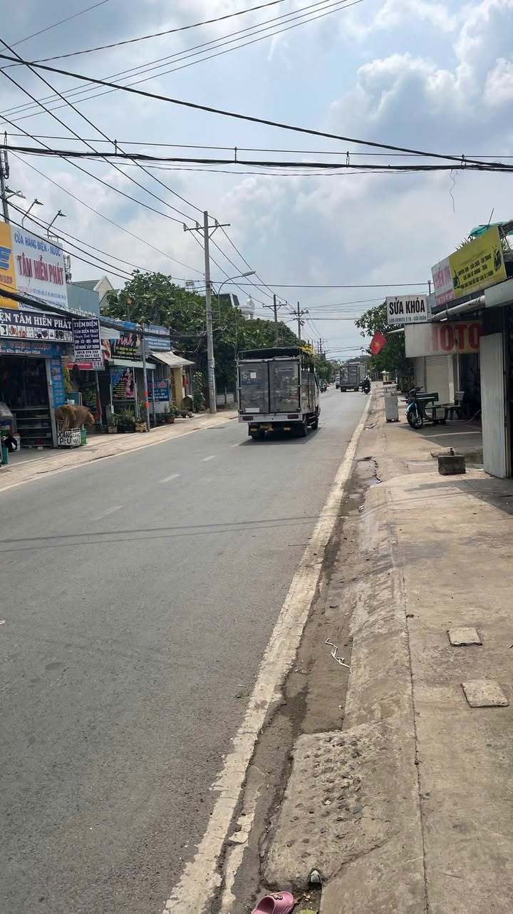 Nhà mặt tiền Nguyễn Thị Ngâu, Hóc Môn 112m² chỉ 8 triệu - Cho thuê ngay!