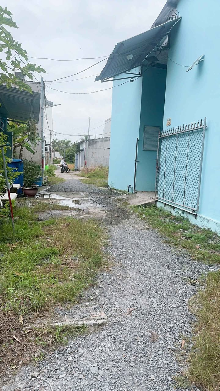 Đất nền biệt thự Phú Tân Bến Tre 300m² giá chỉ 690 triệu - Đầu tư lý tưởng!